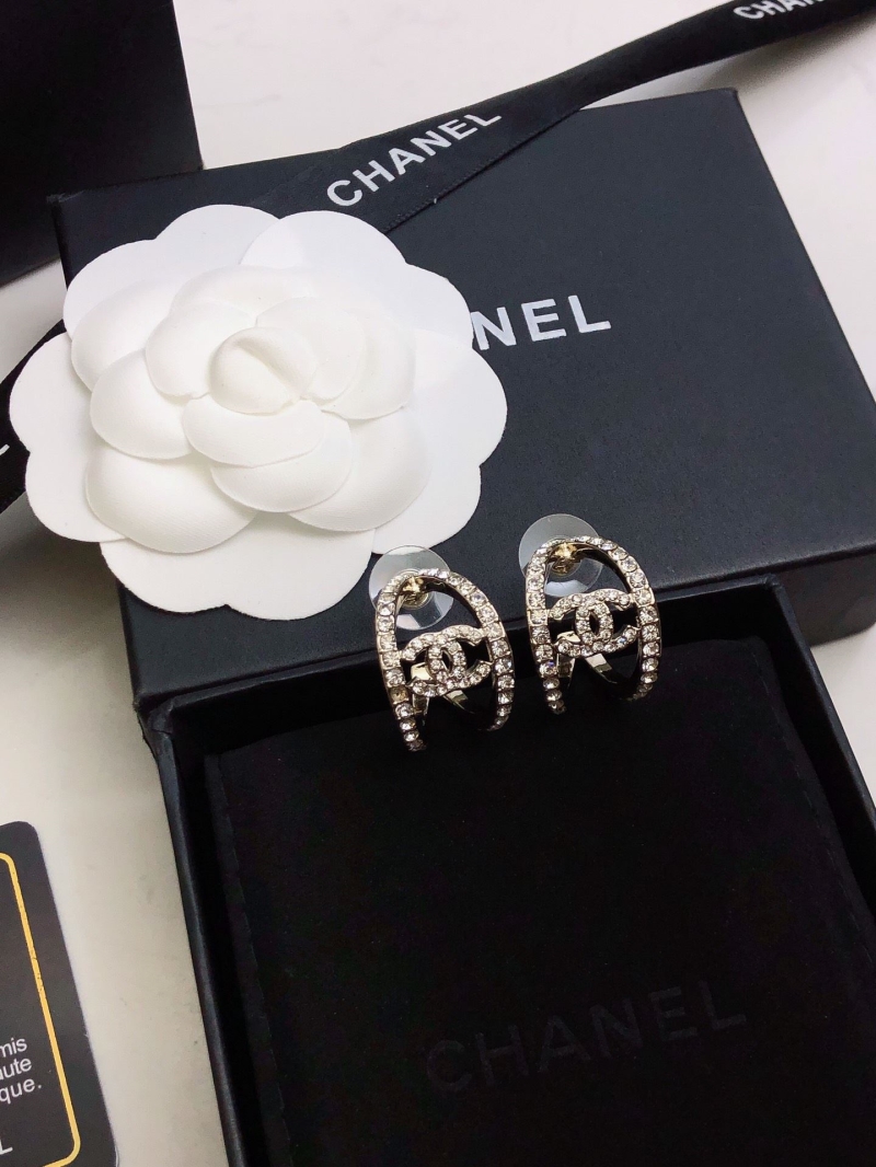 Ch**el earrings